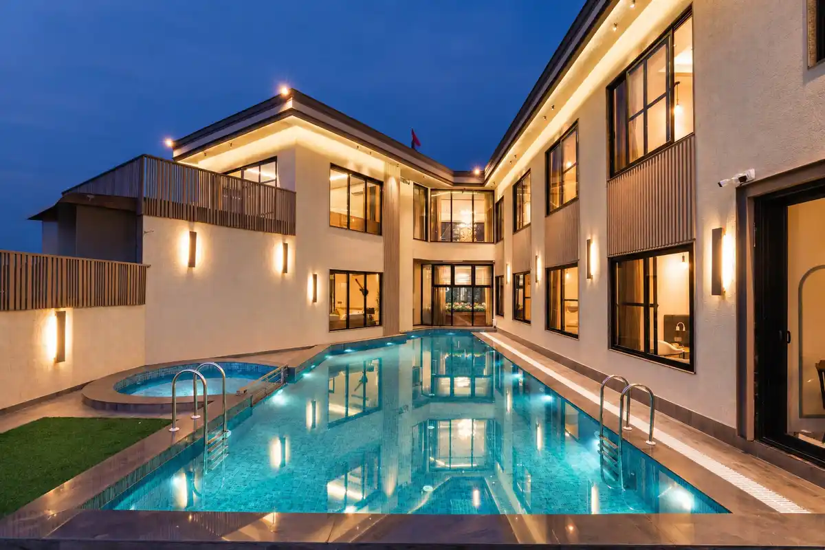 12 BHK @ Arista Farm, Gurugram