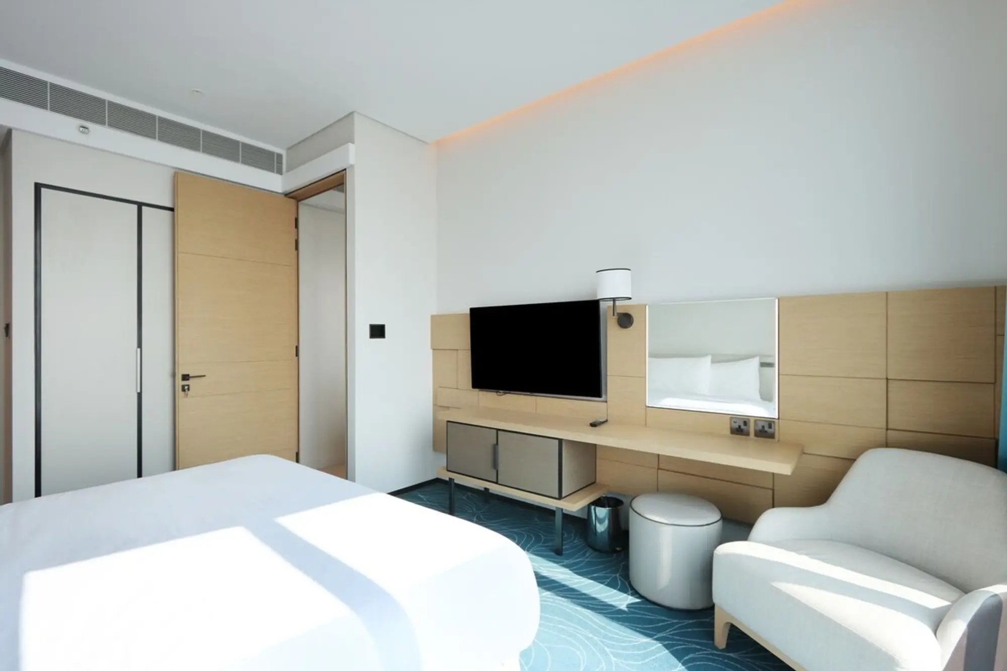 1BHK Coastal Living with Amazing Sea & Marina Views, Dubai