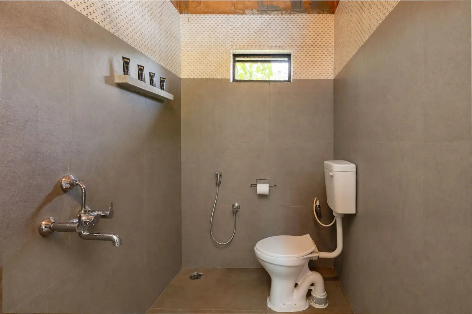 1BHK @ Feel Good Farm Stay, Bangalore