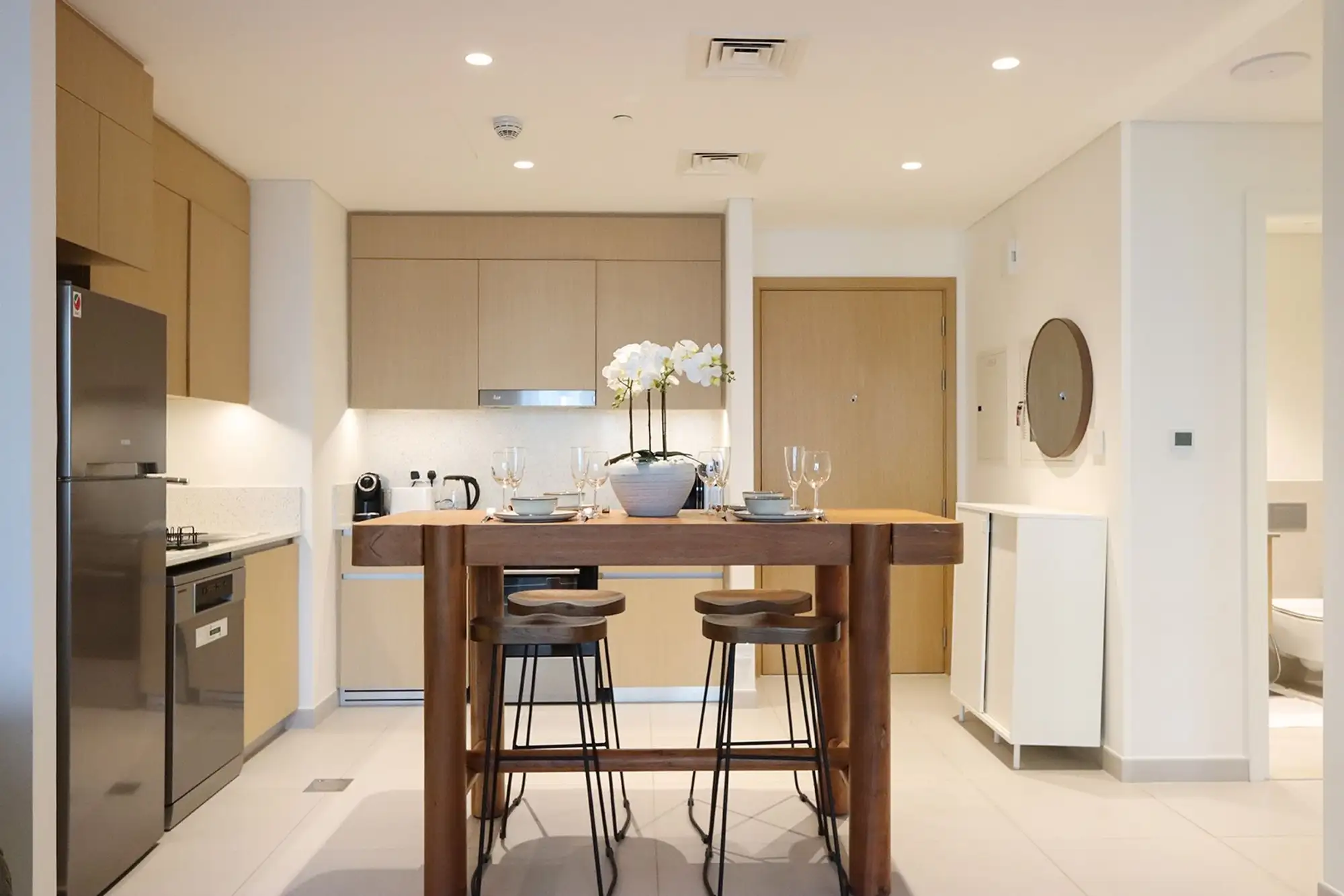 1BR Retreat, Free Access to Creek Lagoon, Dubai
