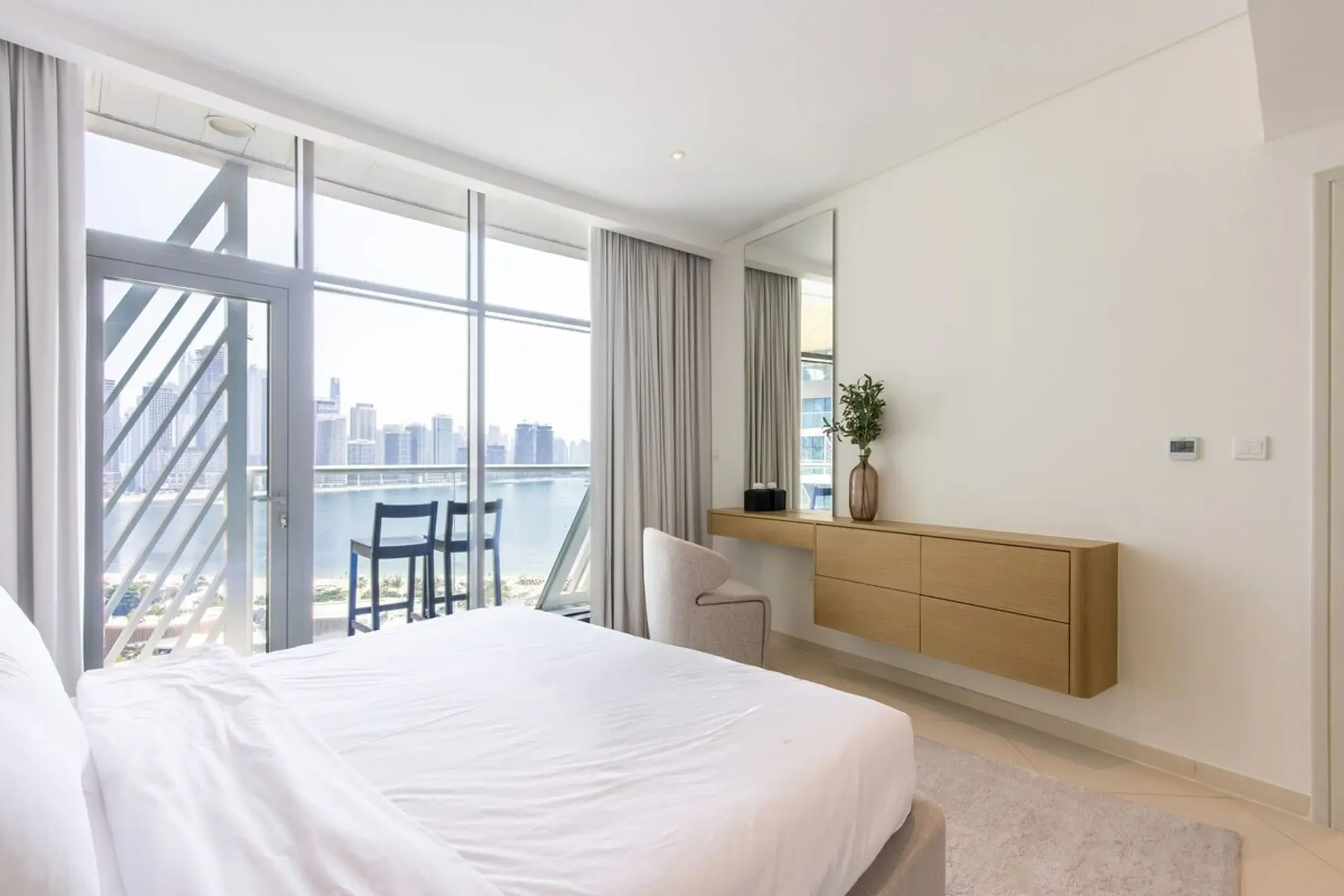 1BR Sea & Skyline Views in Seven Palm, Dubai