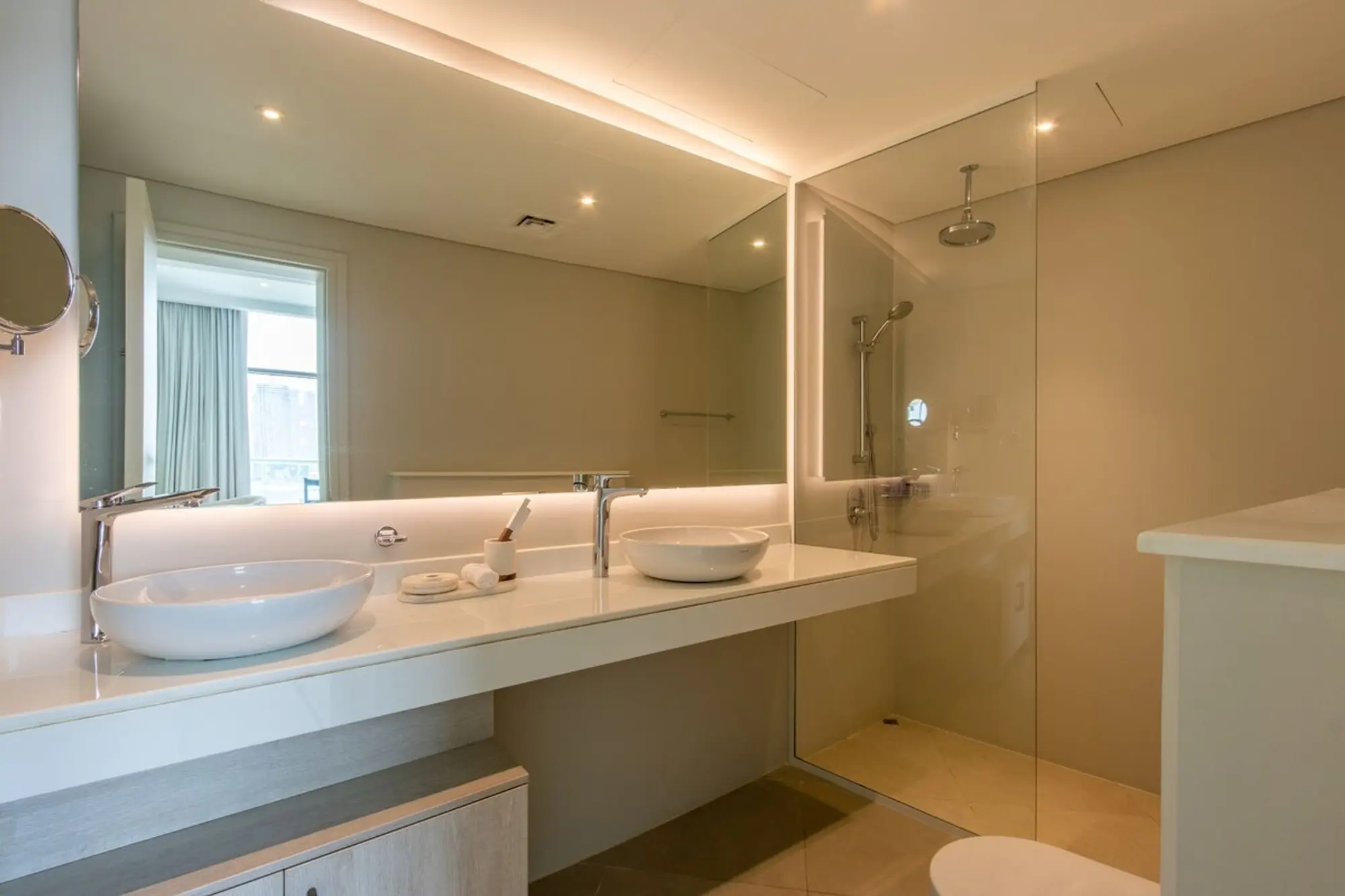 1BR Sea & Skyline Views in Seven Palm, Dubai