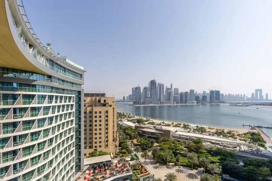 1BR Sea & Skyline Views in Seven Palm, Dubai
