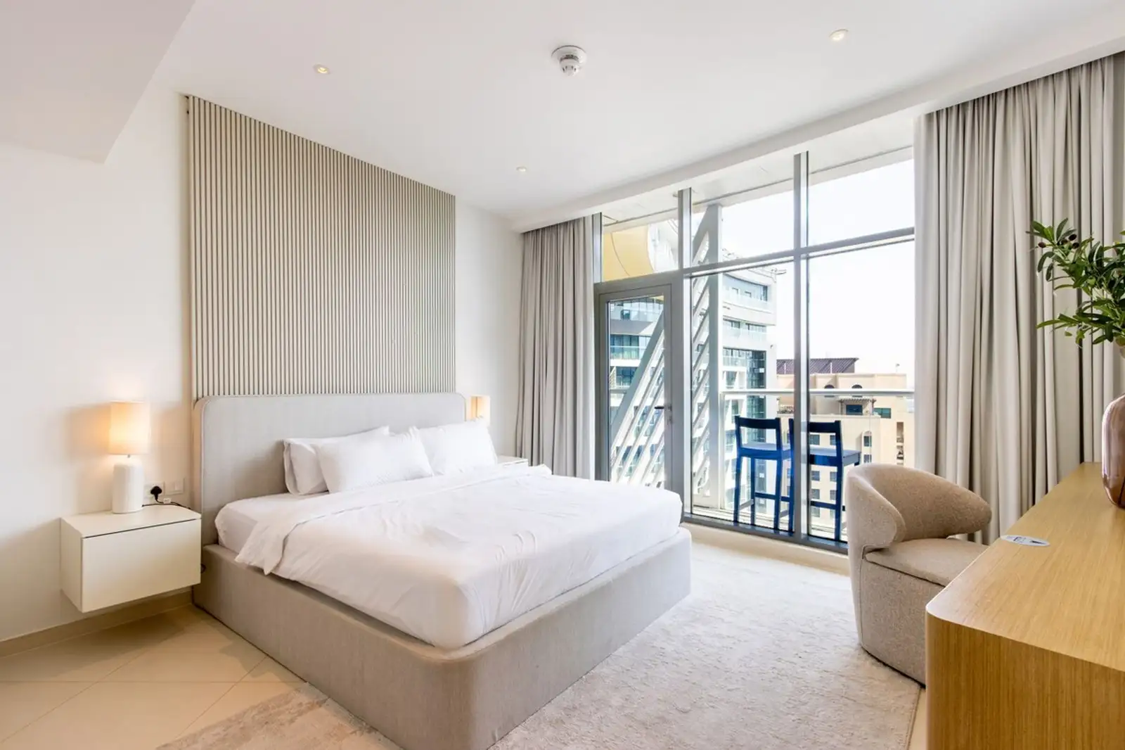 1BR Sea & Skyline Views in Seven Palm, Dubai