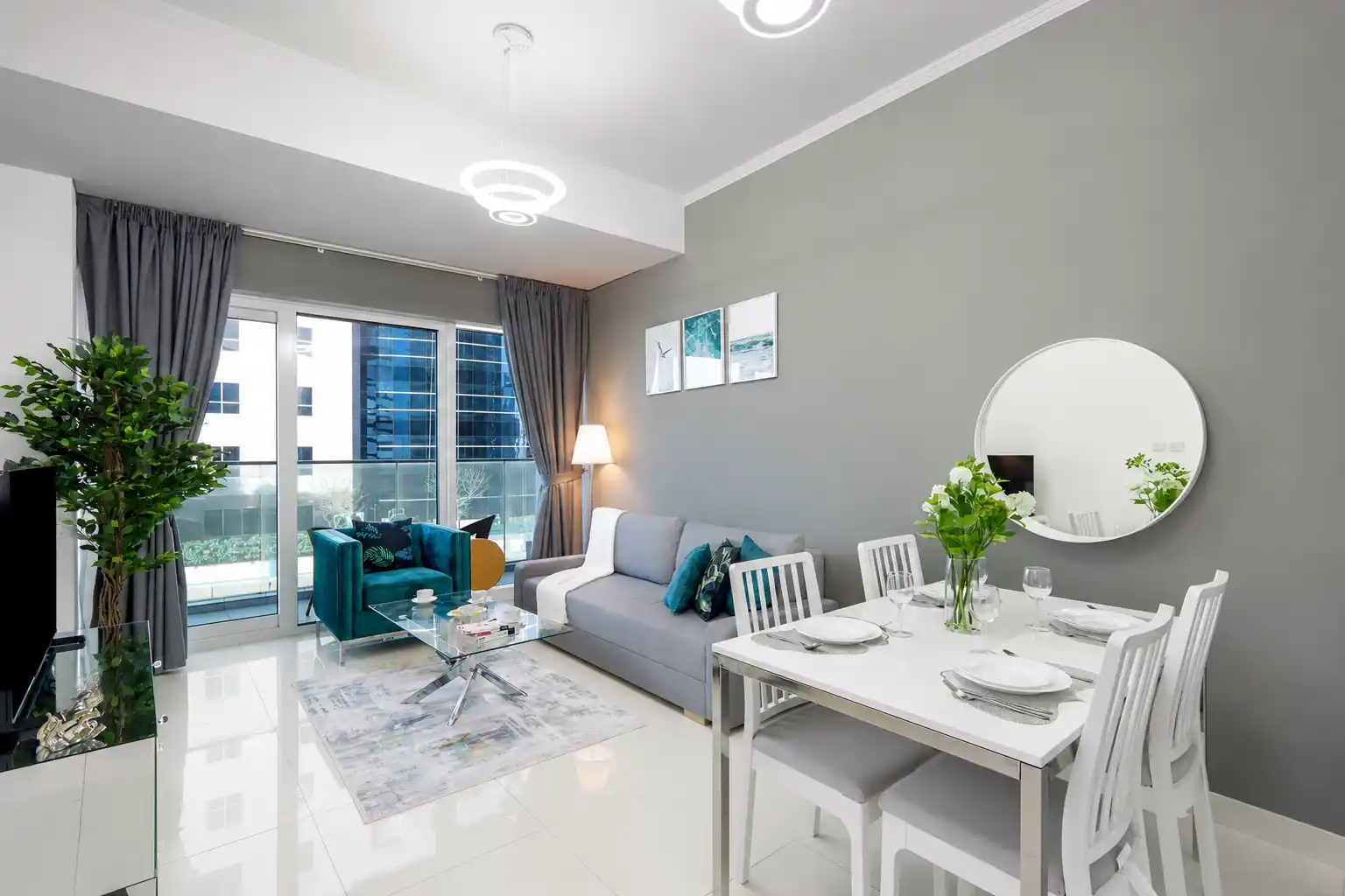 1BR with Balcony, Steps from JBR & Marina Walk, Dubai