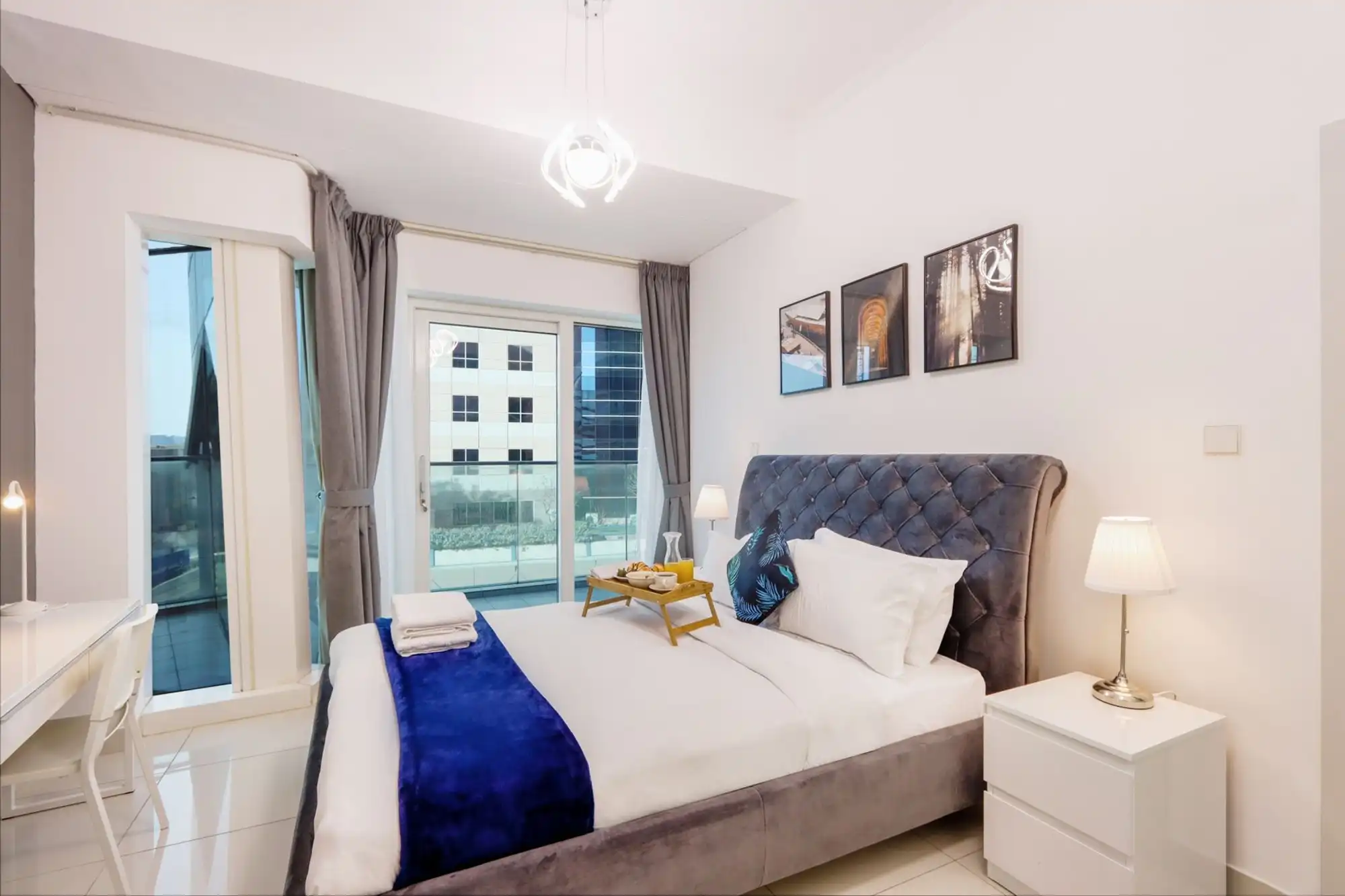1BR with Balcony, Steps from JBR & Marina Walk, Dubai