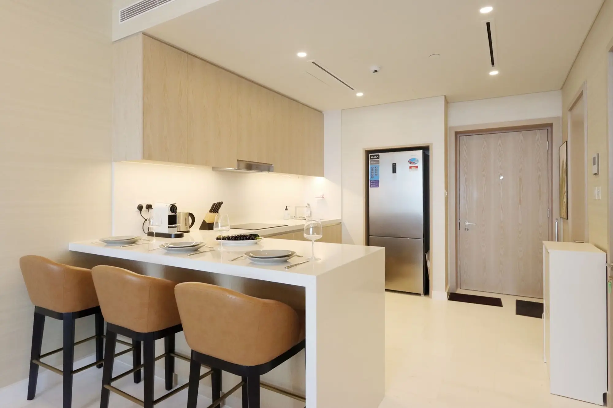 1BR with Sea View in Palm Tower, Dubai