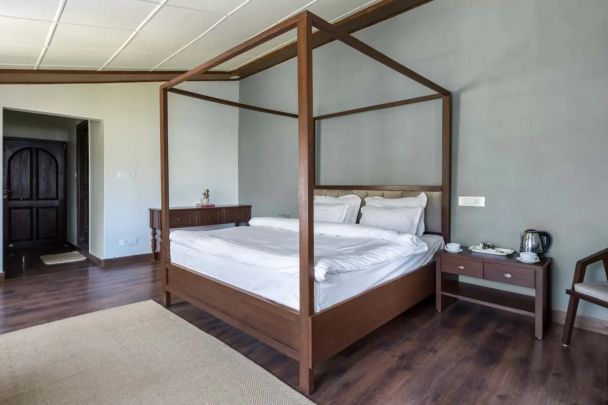 2 Rooms @ Pine Estate, Shimla