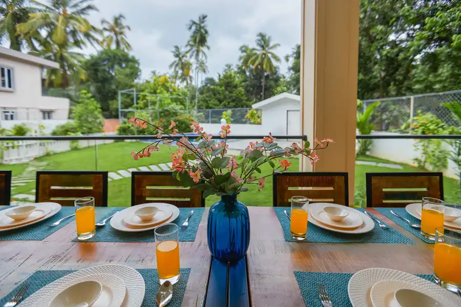 27 Flora, Alibaug