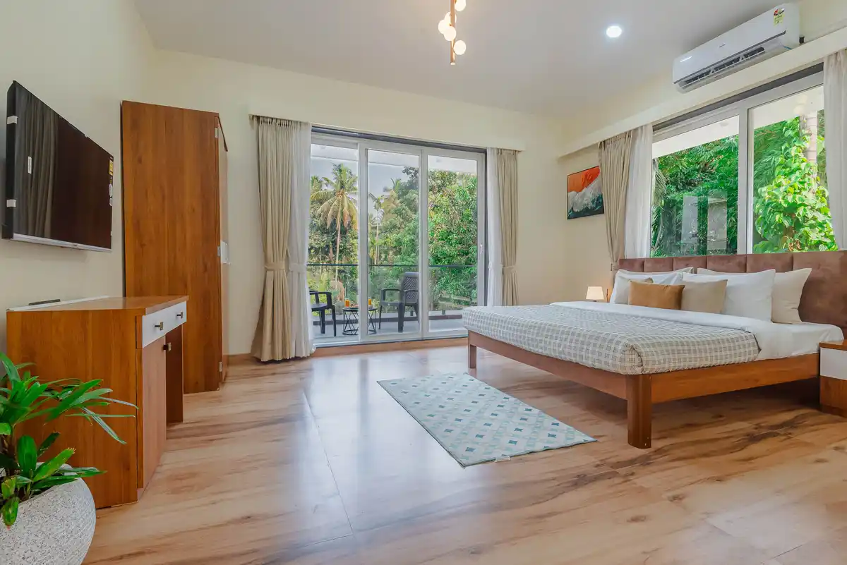 27 Flora, Alibaug