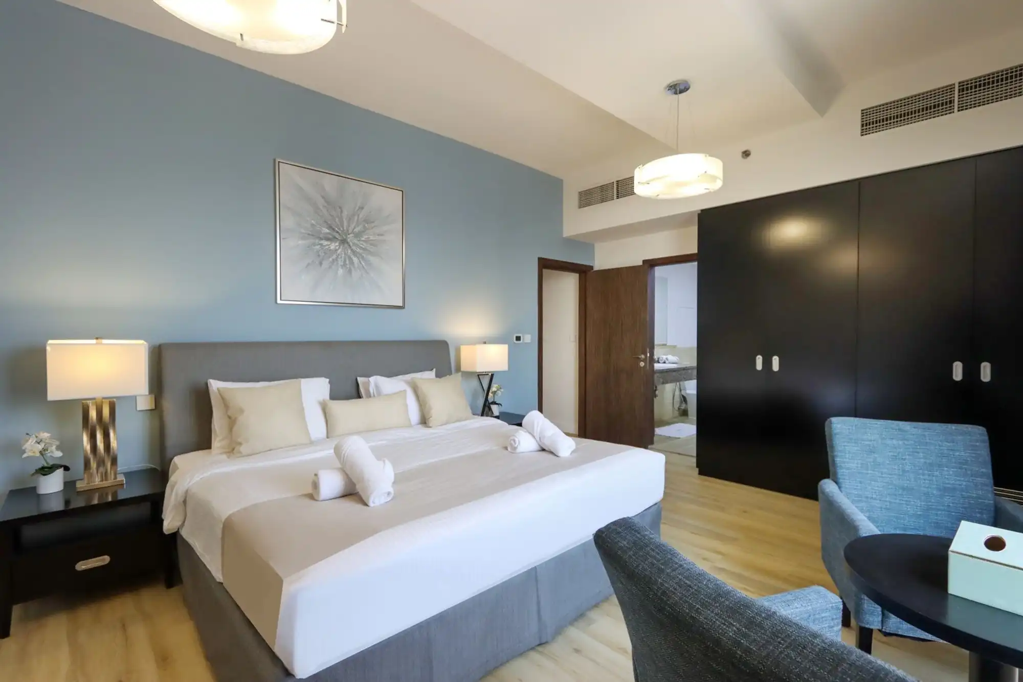 2B in Shams Walk to Beach with Marina View, Dubai