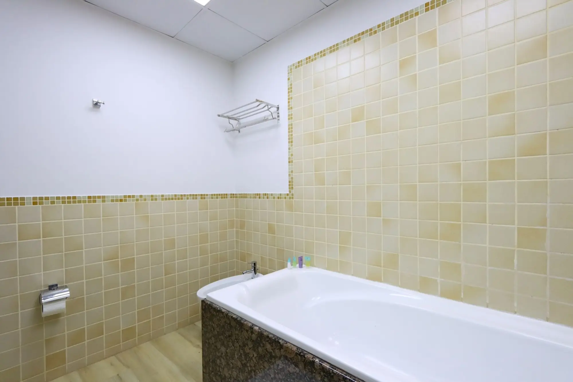 2B in Shams Walk to Beach with Marina View, Dubai