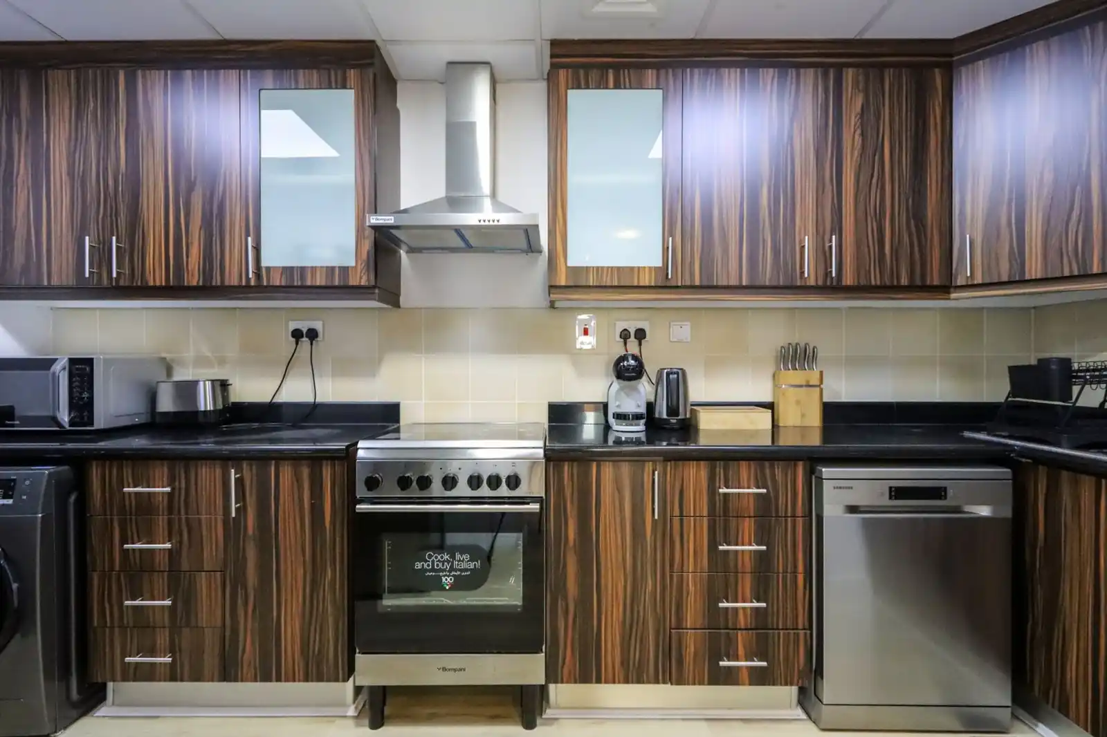 2B in Shams Walk to Beach with Marina View, Dubai