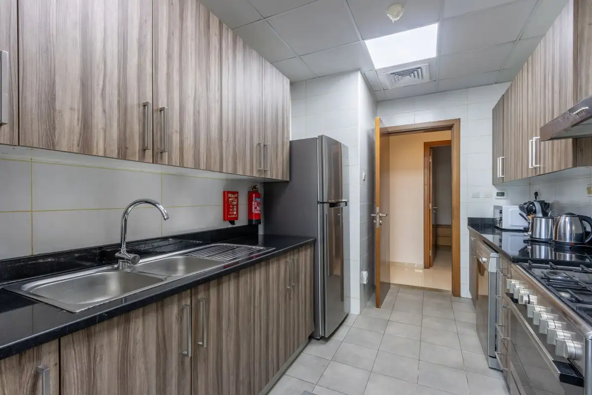 2B & Maid in Dunya 5 Min Walk to Dubai Mall, Dubai