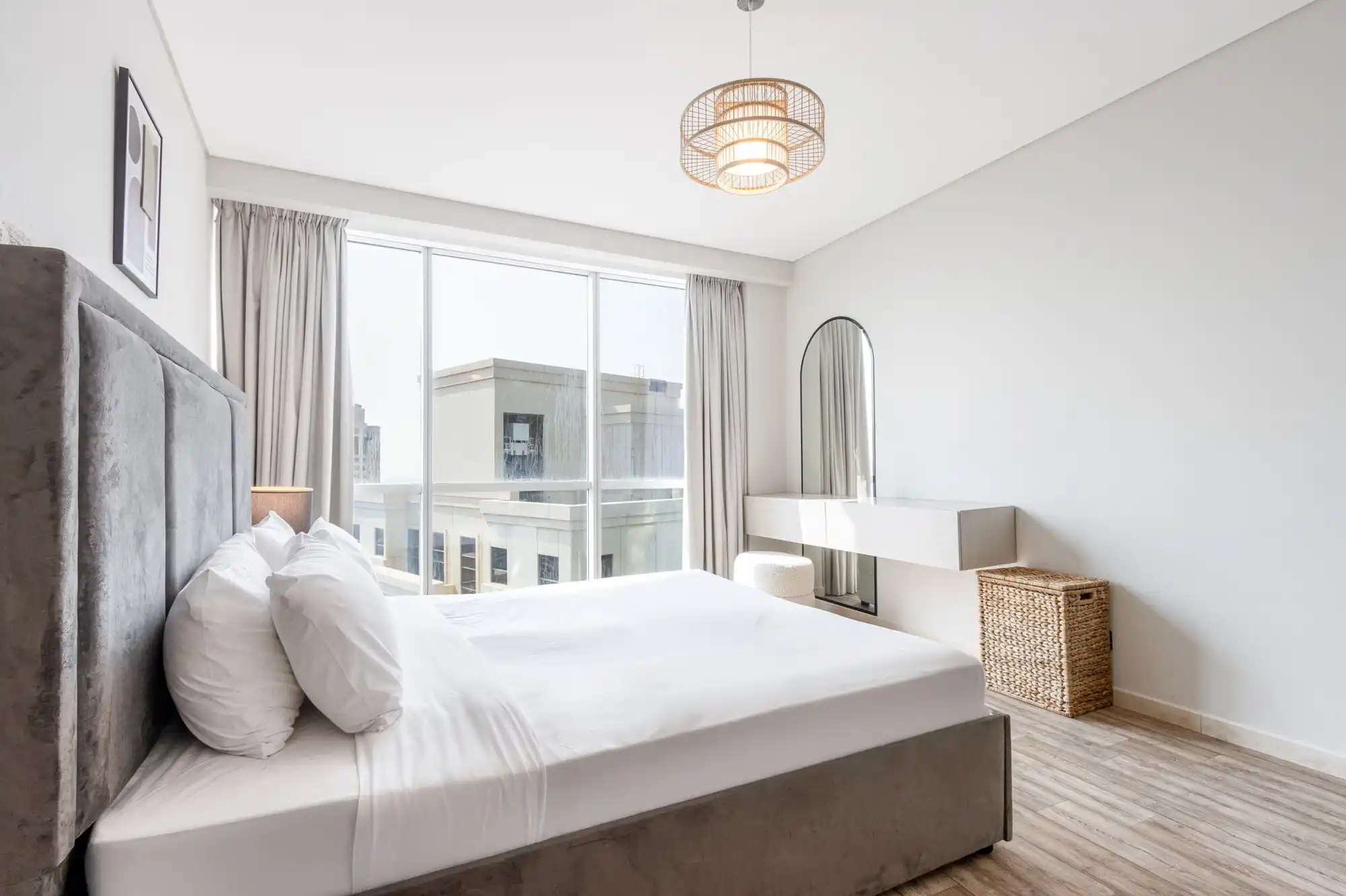 2B Stunner with Iconic Ain Dubai View, Dubai