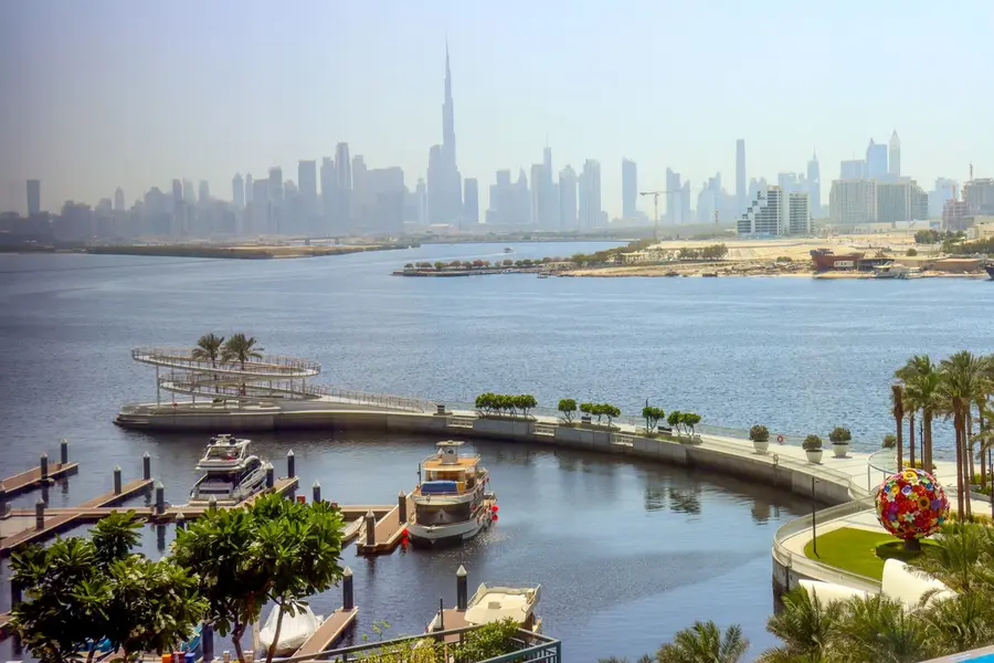 2B with Skyline Views Steps to Creek Marina, Dubai