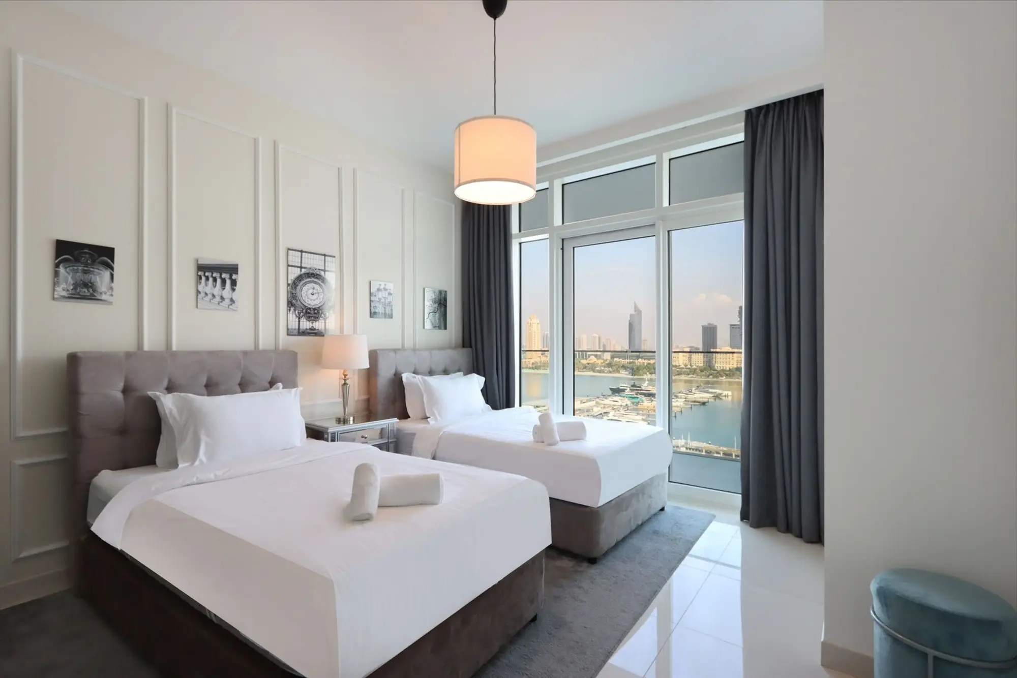 2BR Beachfront Living, Stunning Marina Views, Dubai