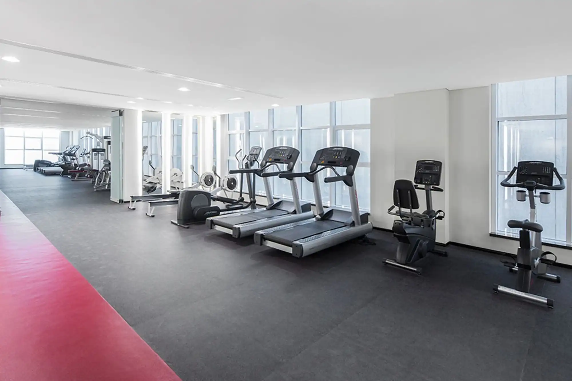 2BR City Central Suite in Marina Arcade, Dubai