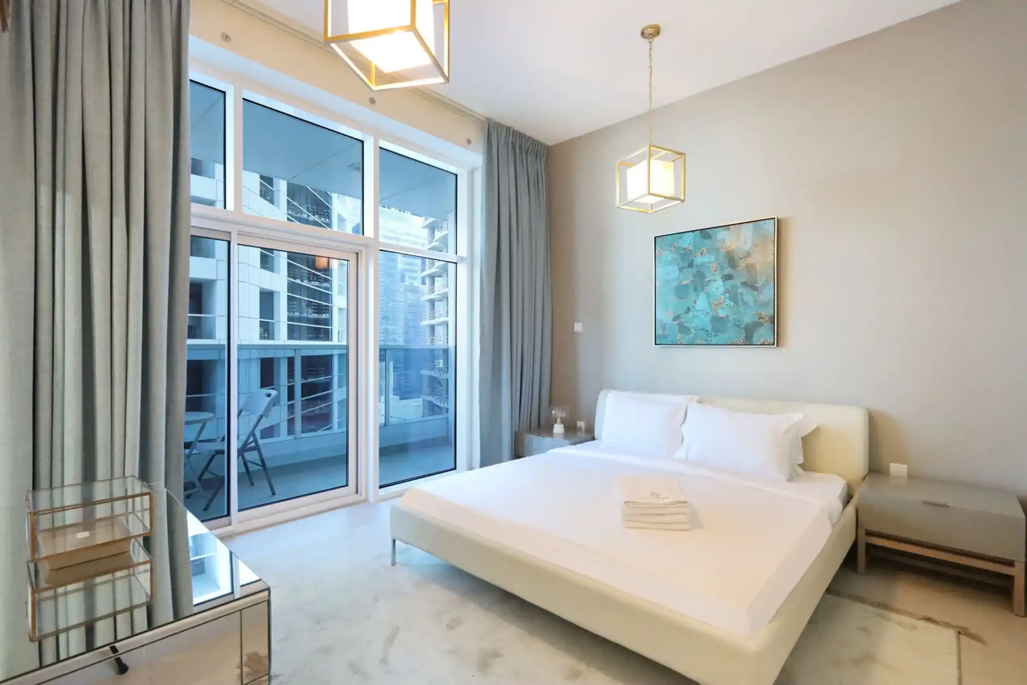 2BR City Central Suite in Marina Arcade, Dubai