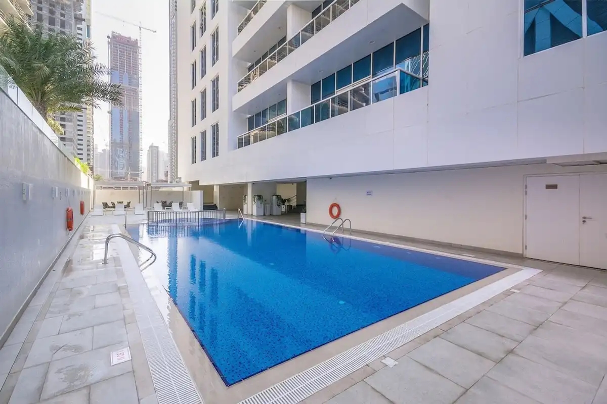 2BR City Central Suite in Marina Arcade, Dubai