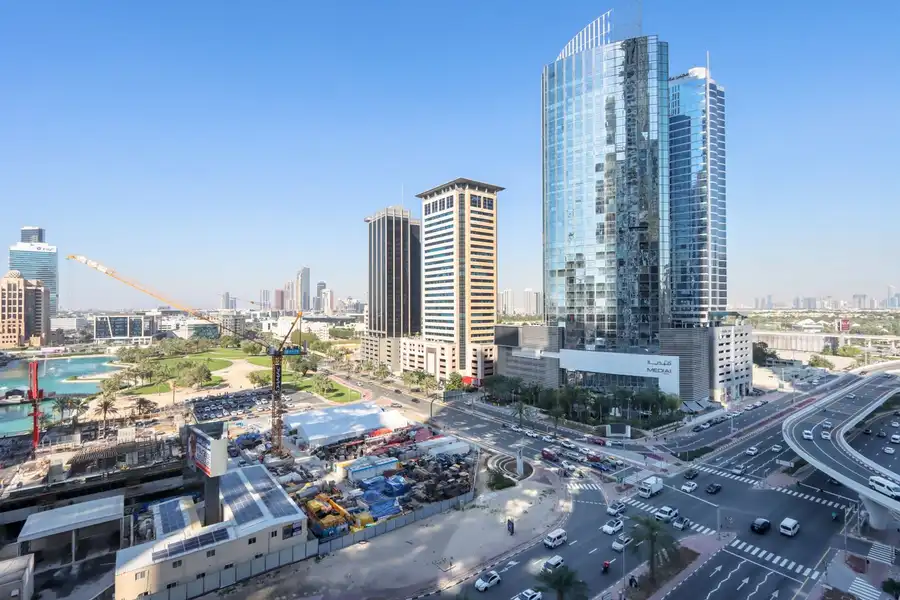2BR City Central Suite in Marina Arcade, Dubai