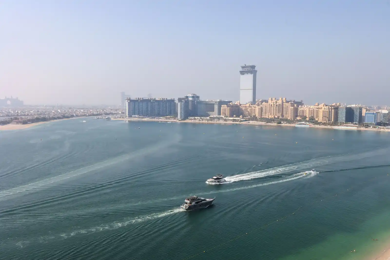 2BR, Dubai
