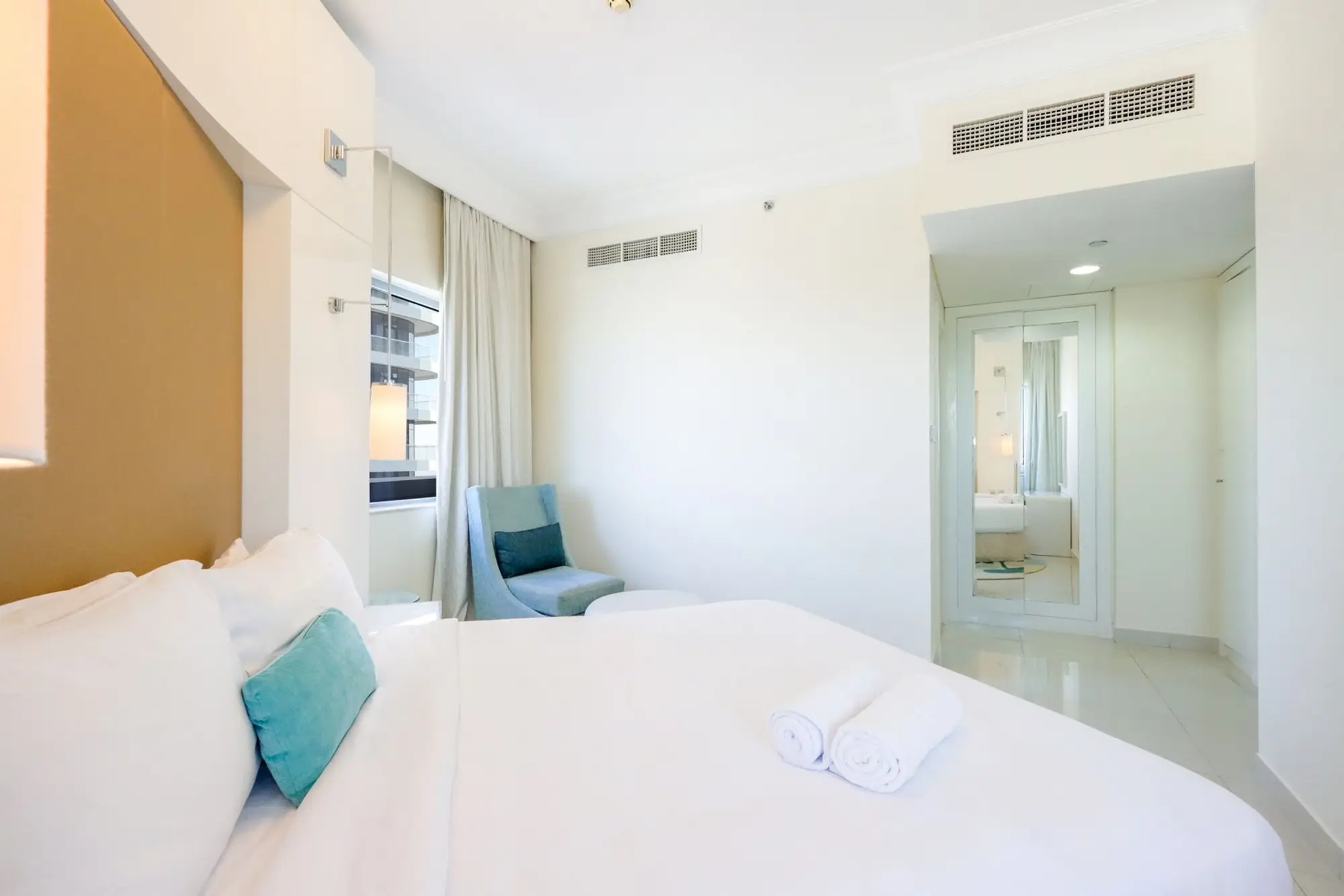 2BR in Downtown, Next to Dubai Mall, Dubai