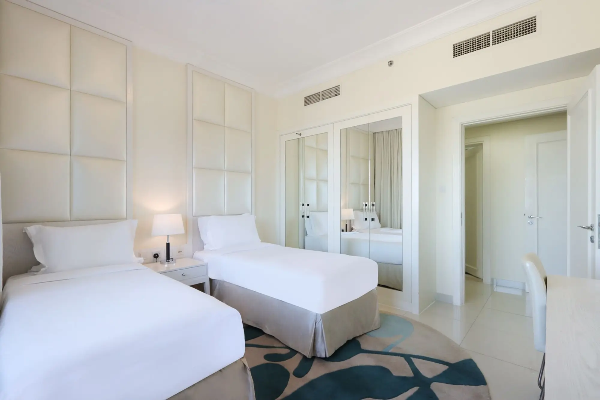 2BR in Downtown, Next to Dubai Mall, Dubai