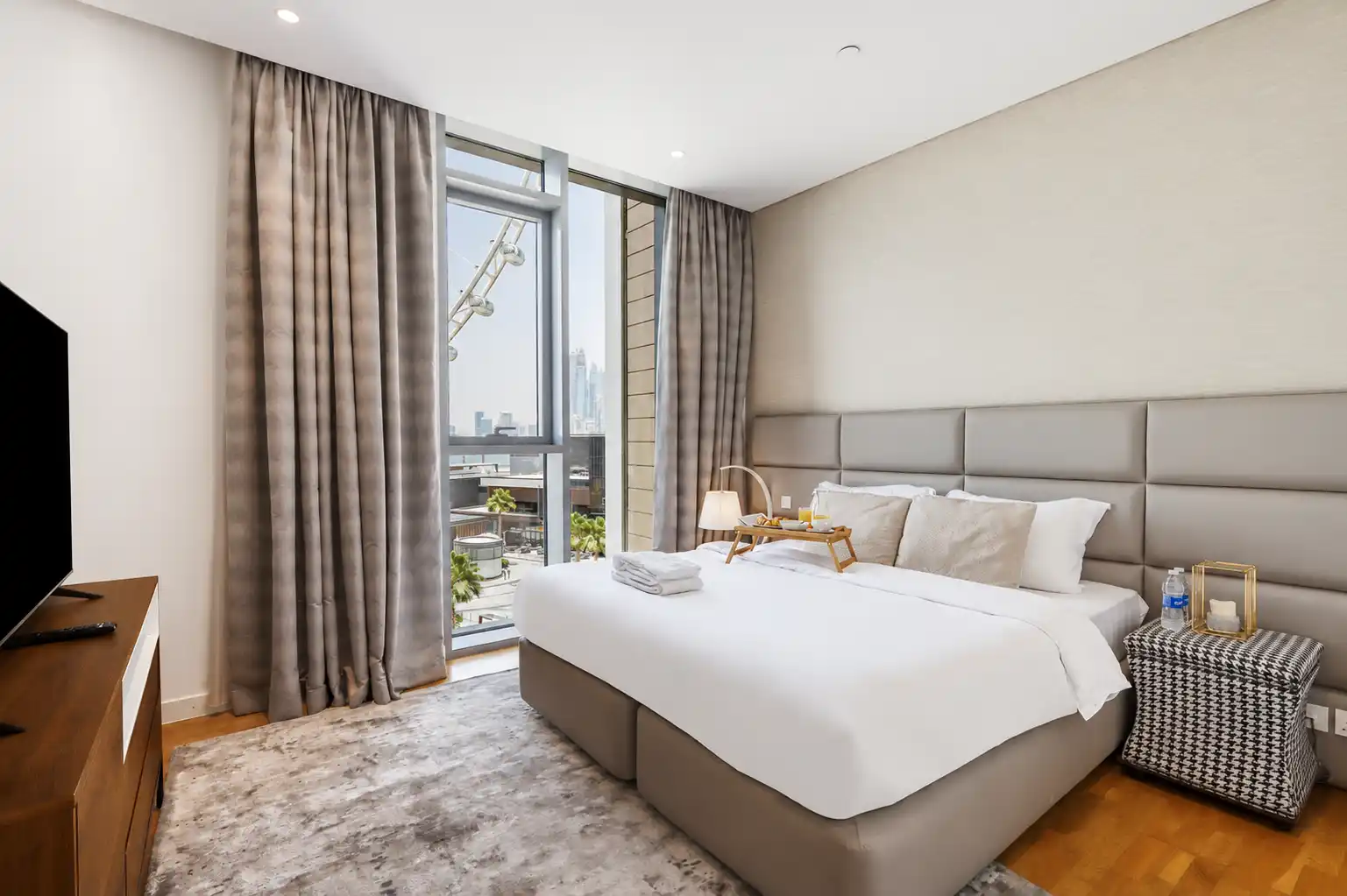 2BR Suite In Bluewaters with Ain Dubai View, Dubai