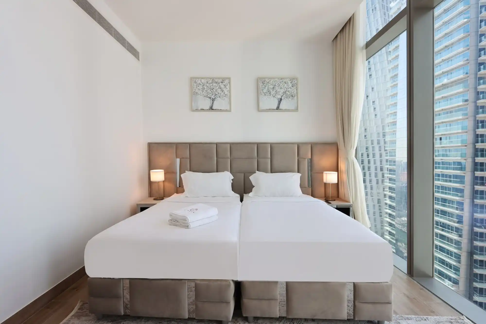 2BR Sunset View Suite -Jumeirah Living Marina Gate, Dubai