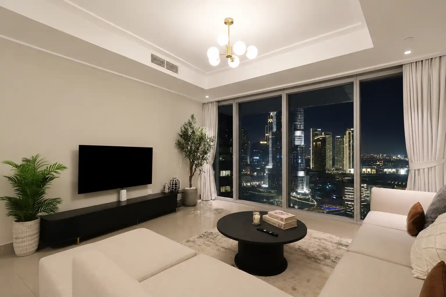 2BR with Iconic Burj and Dubai Fountain Views, Dubai