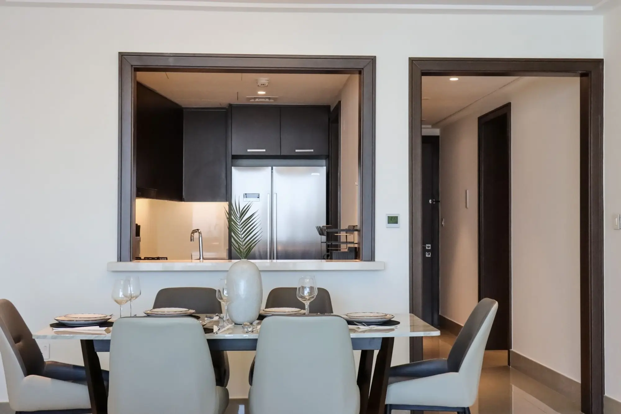 2BR with Iconic Burj and Dubai Fountain Views, Dubai