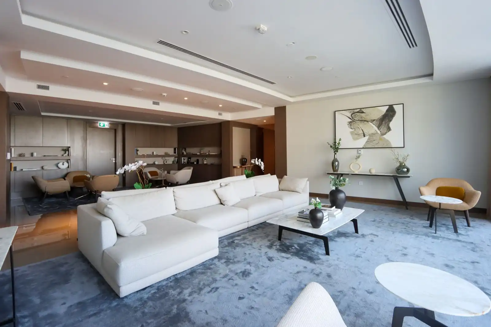 2BR with Iconic Burj and Dubai Fountain Views, Dubai