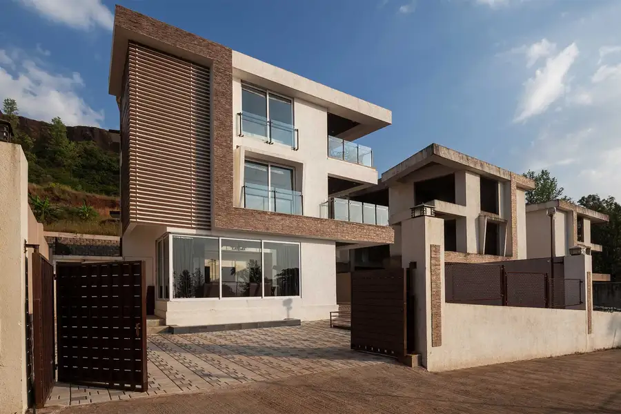 3 Rooms @ Grande Montana, Panchgani