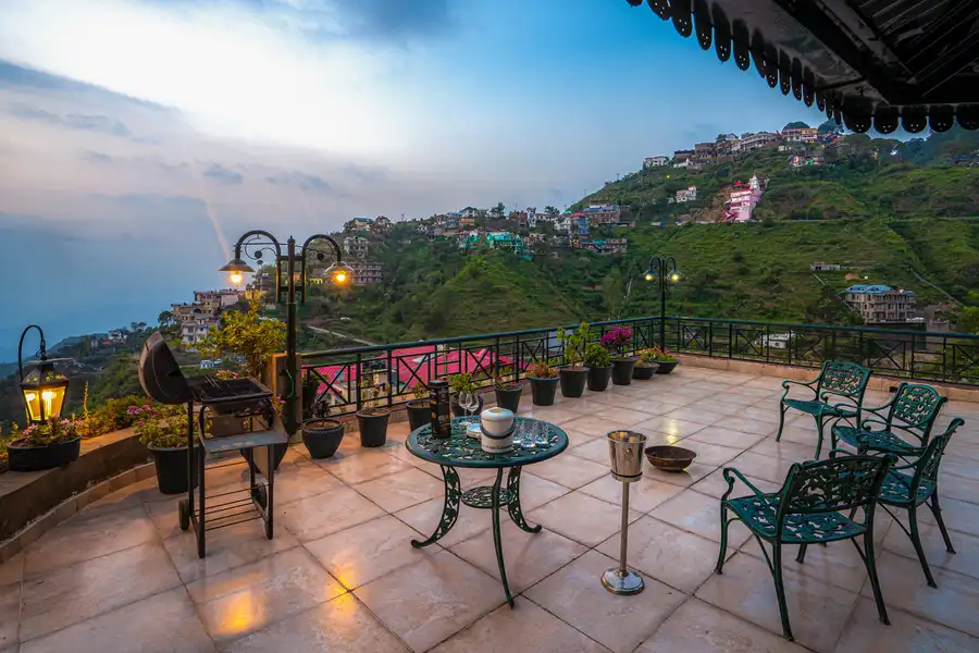 3 Rooms @ Mysty View, Kasauli