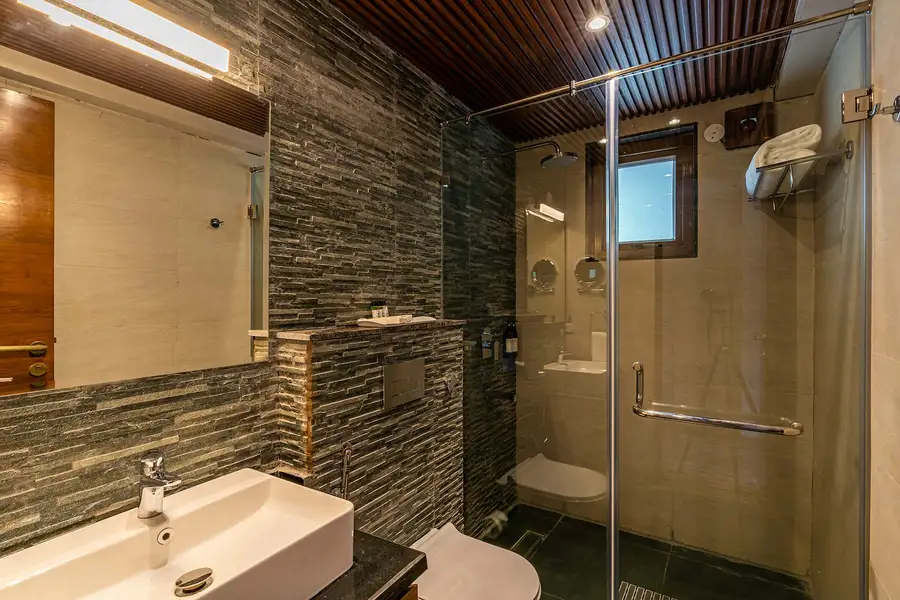 3 Rooms @ Villa Anvira by GTV Estate, Shimla