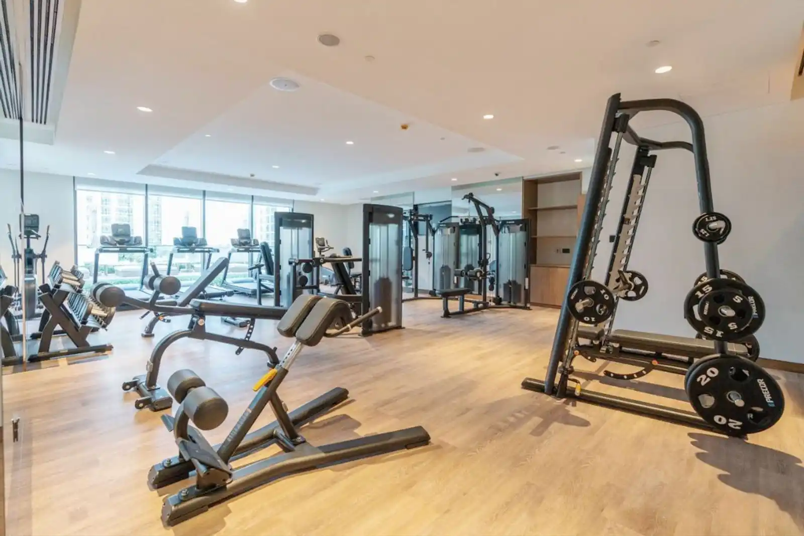 3BR + 1 with Burj and Fountain Views, Dubai