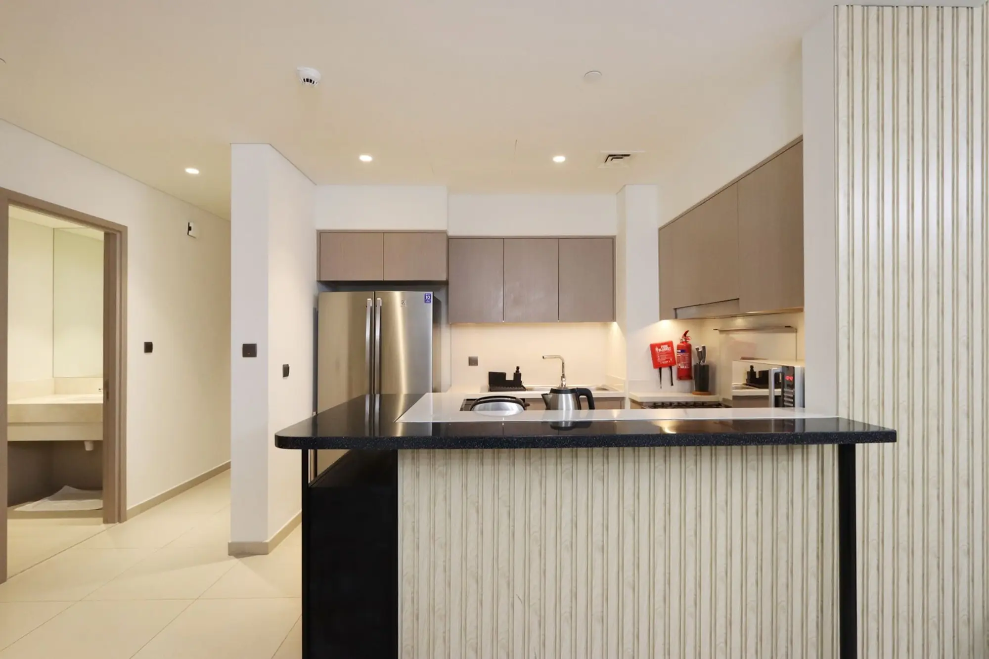 3BR + 1 with Burj and Fountain Views, Dubai