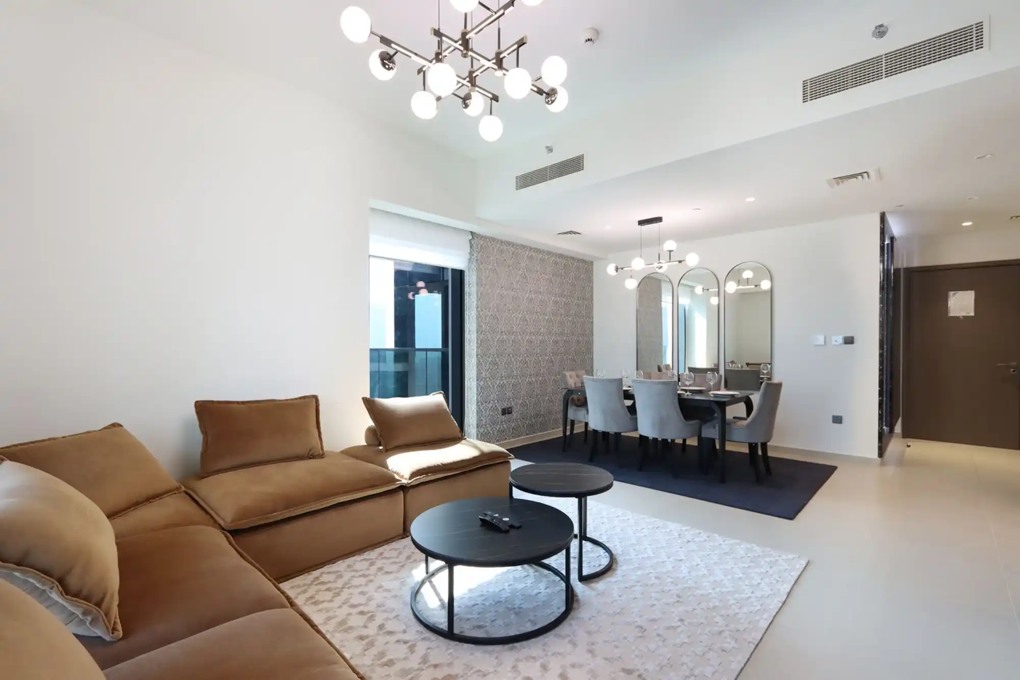 3BR + 1 with Burj and Fountain Views, Dubai