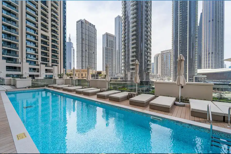3BR + 1 with Burj and Fountain Views, Dubai