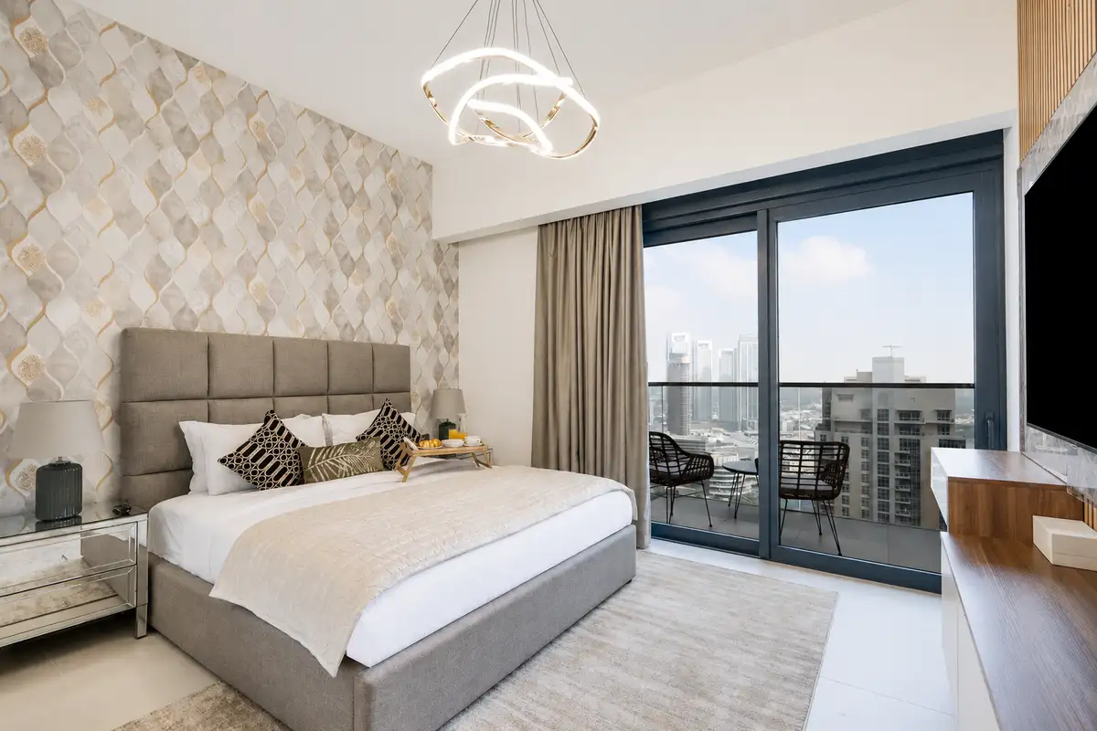 3BR + 1 with Burj and Fountain Views, Dubai