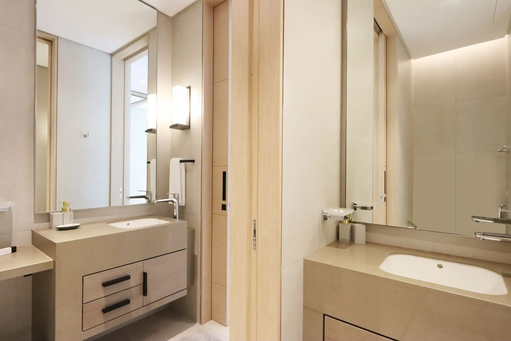 3BR at Address JBR with Sea & Ain Dubai Views, Dubai