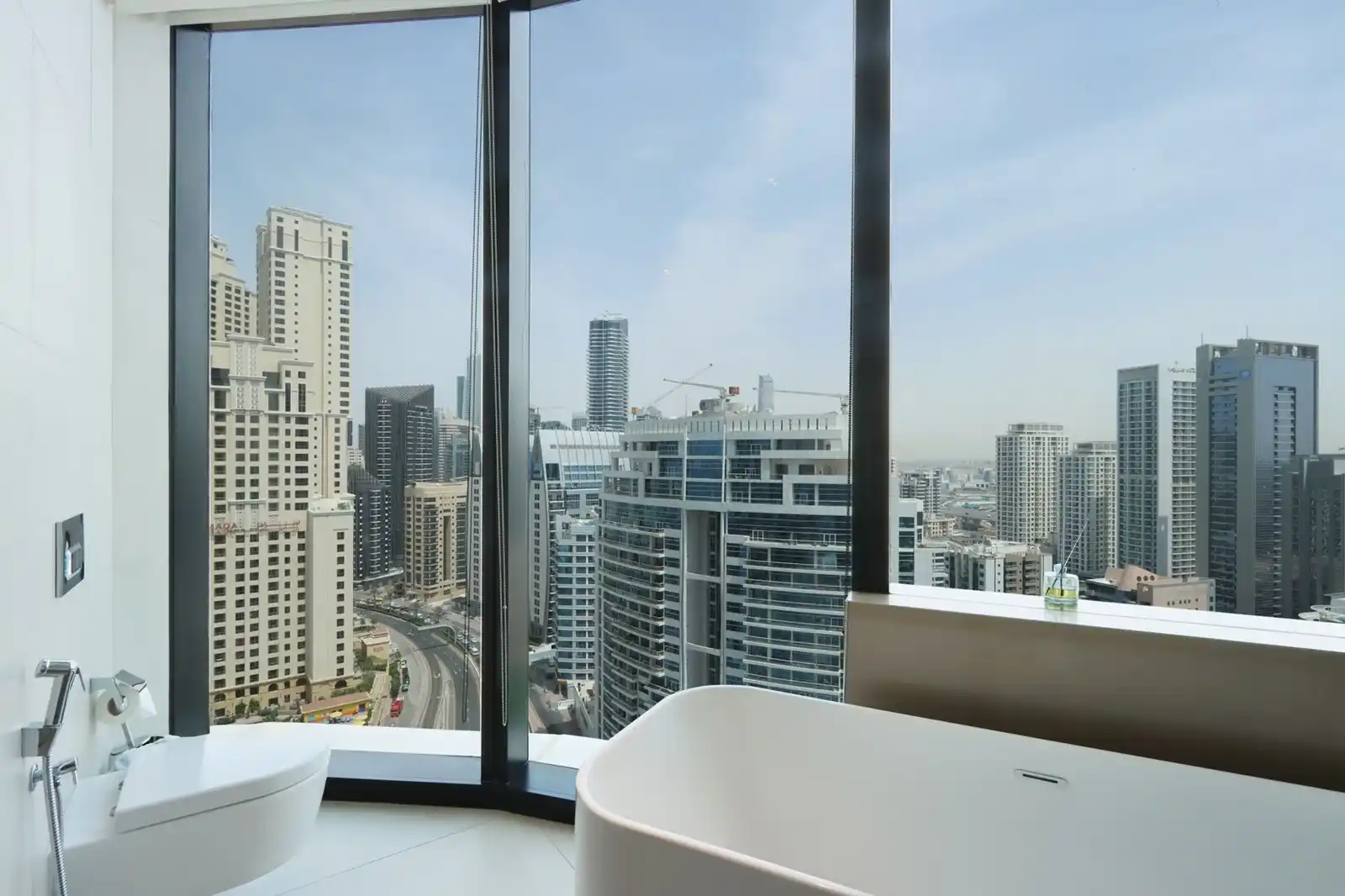3BR at Address JBR with Sea & Ain Dubai Views, Dubai