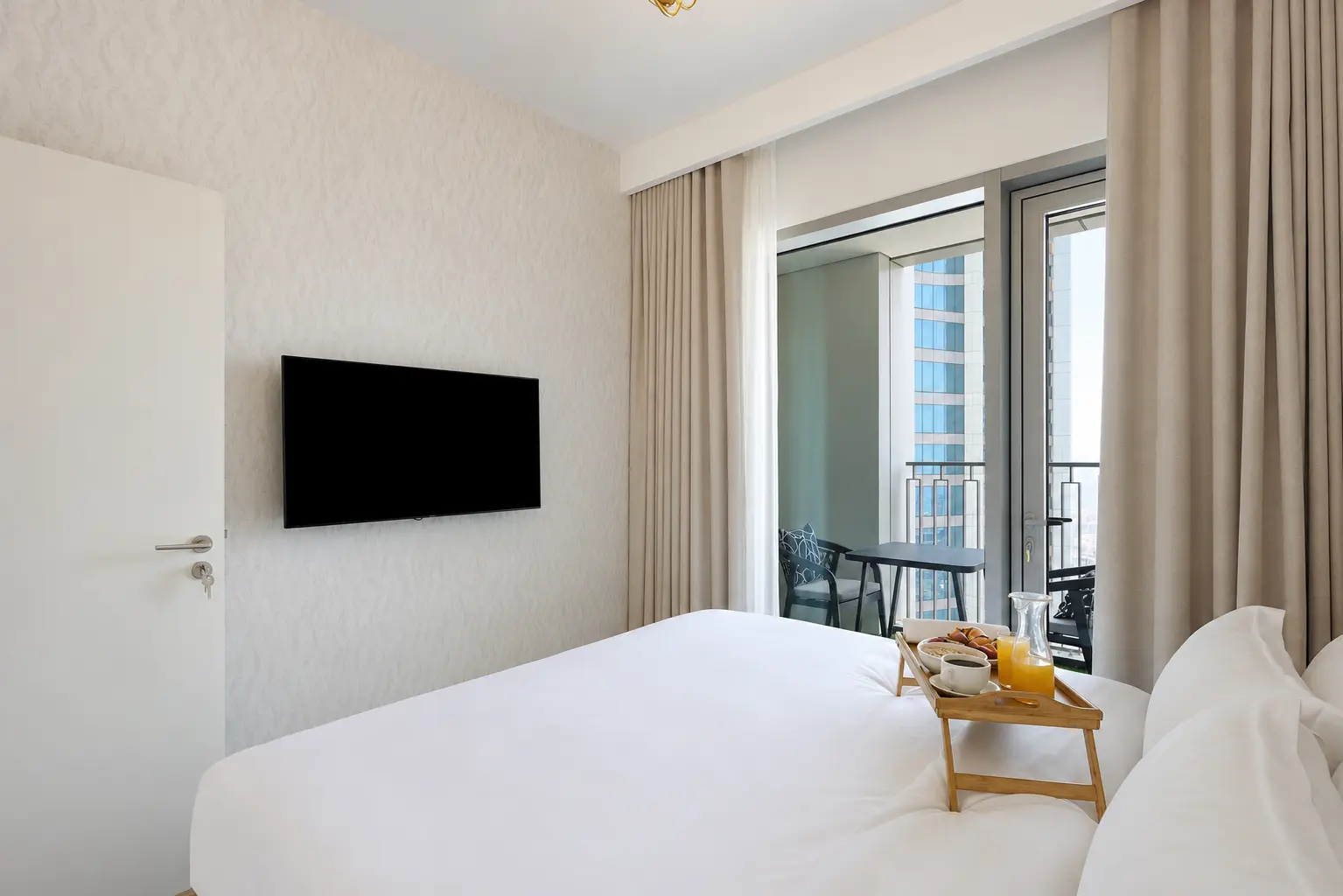3BR Suite next to Dubai Mall with Burj View, Dubai