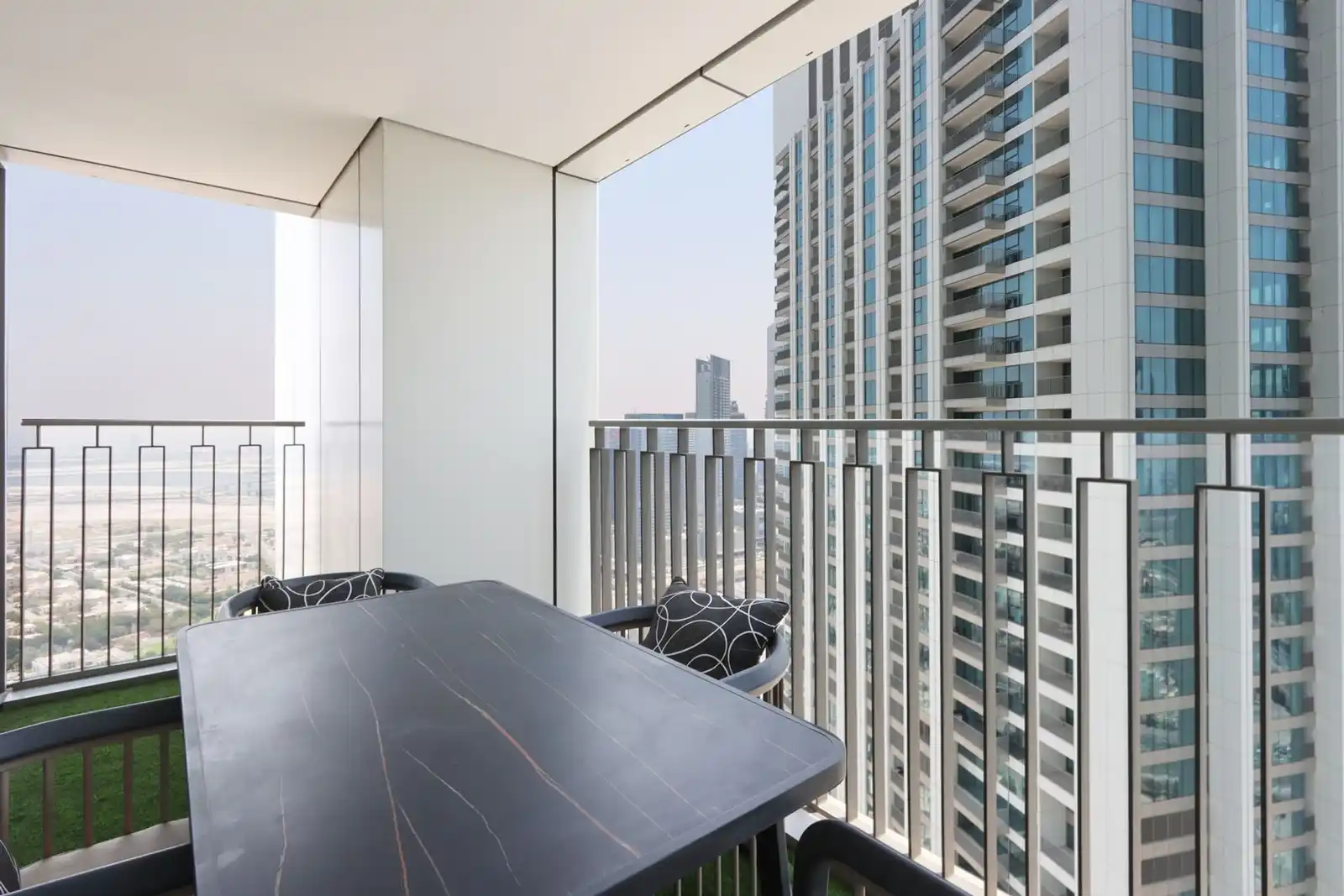 3BR Suite next to Dubai Mall with Burj View, Dubai