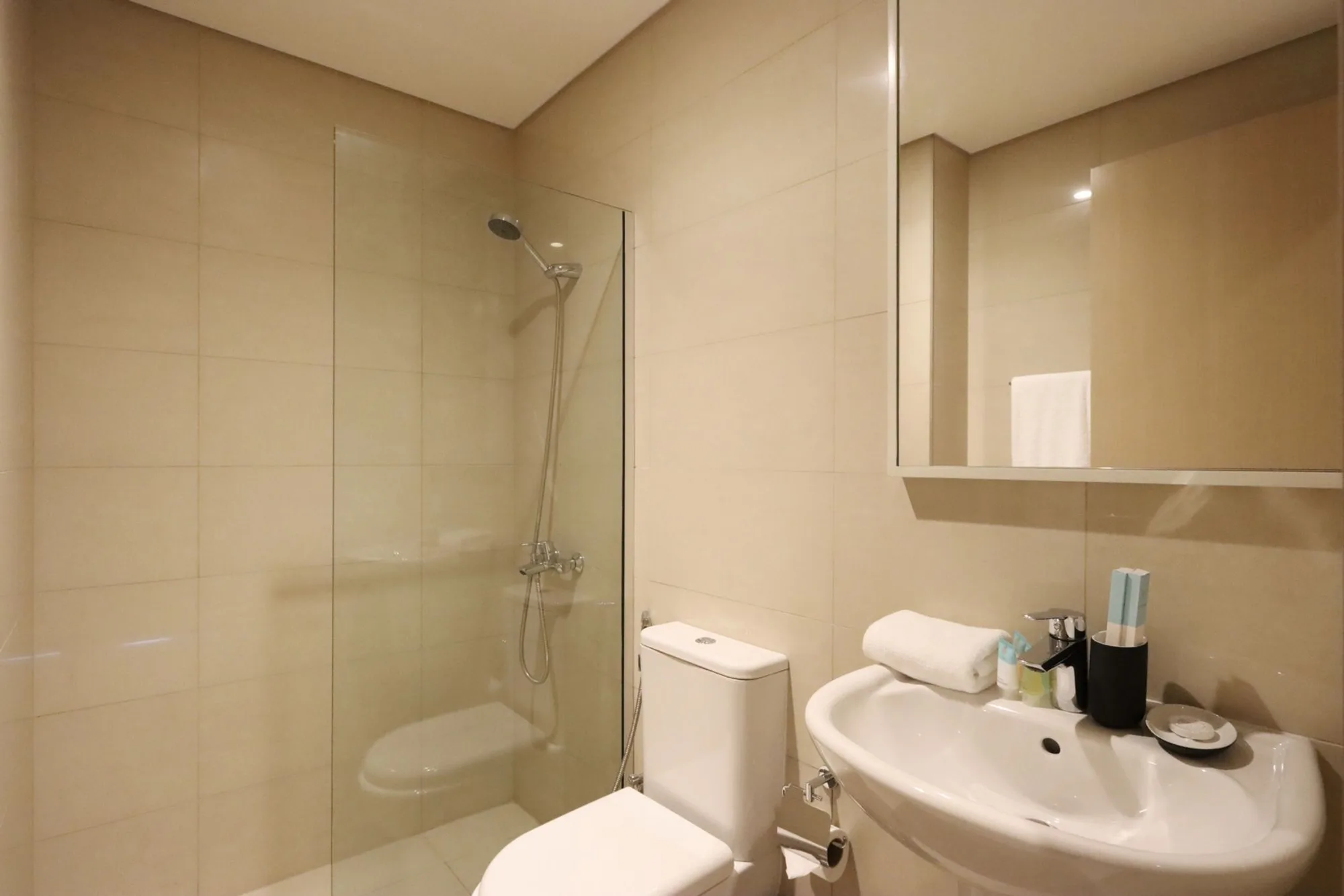 3BR Suite with Burj and Fountain Views, Dubai