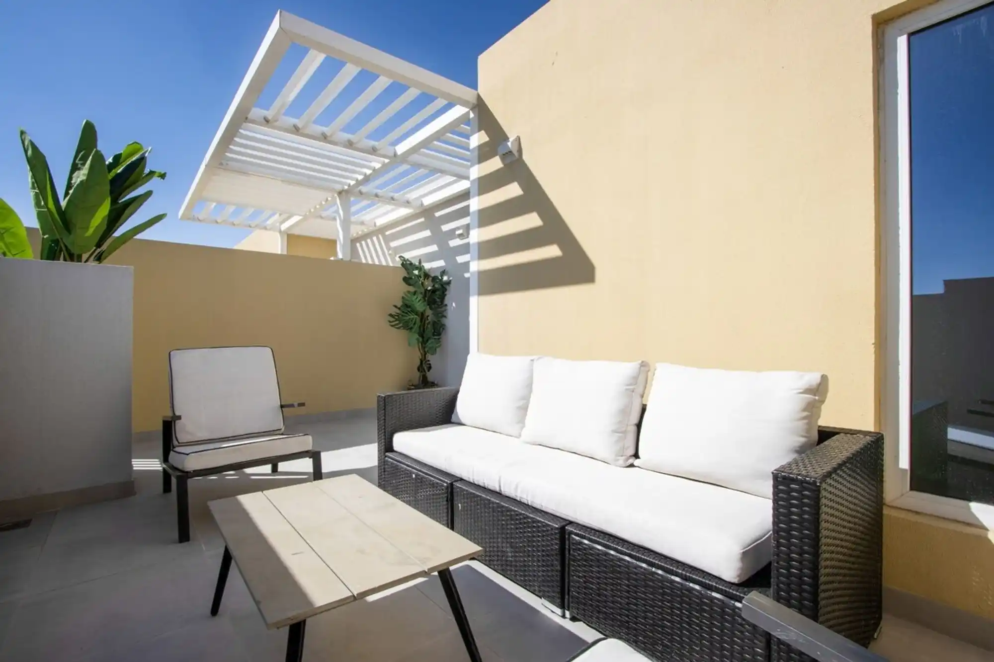 3BR Townhouse Rooftop Terrace Just Cavalli, Dubai