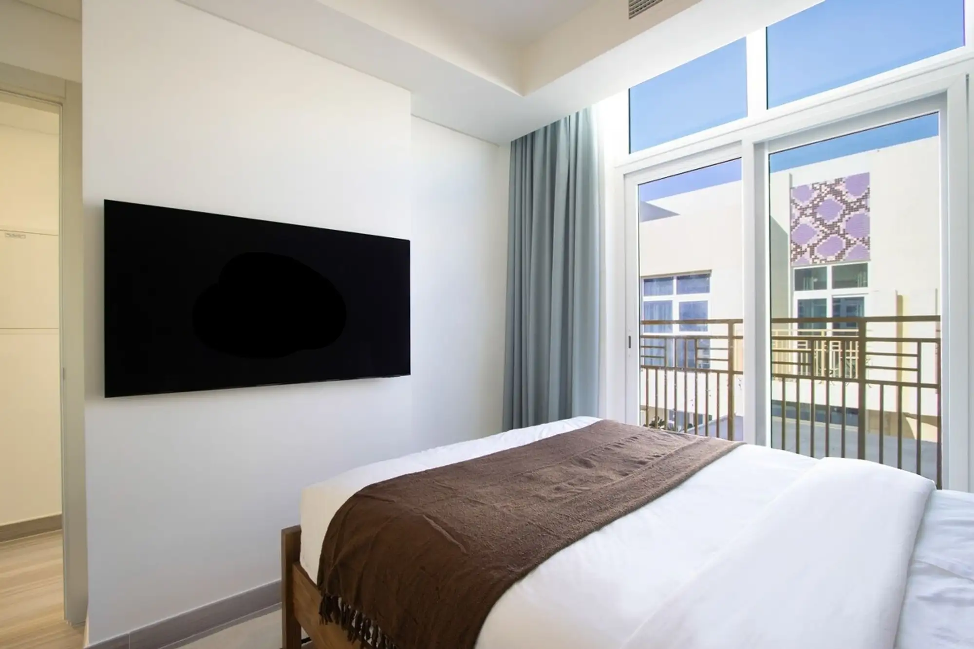 3BR Townhouse Rooftop Terrace Just Cavalli, Dubai