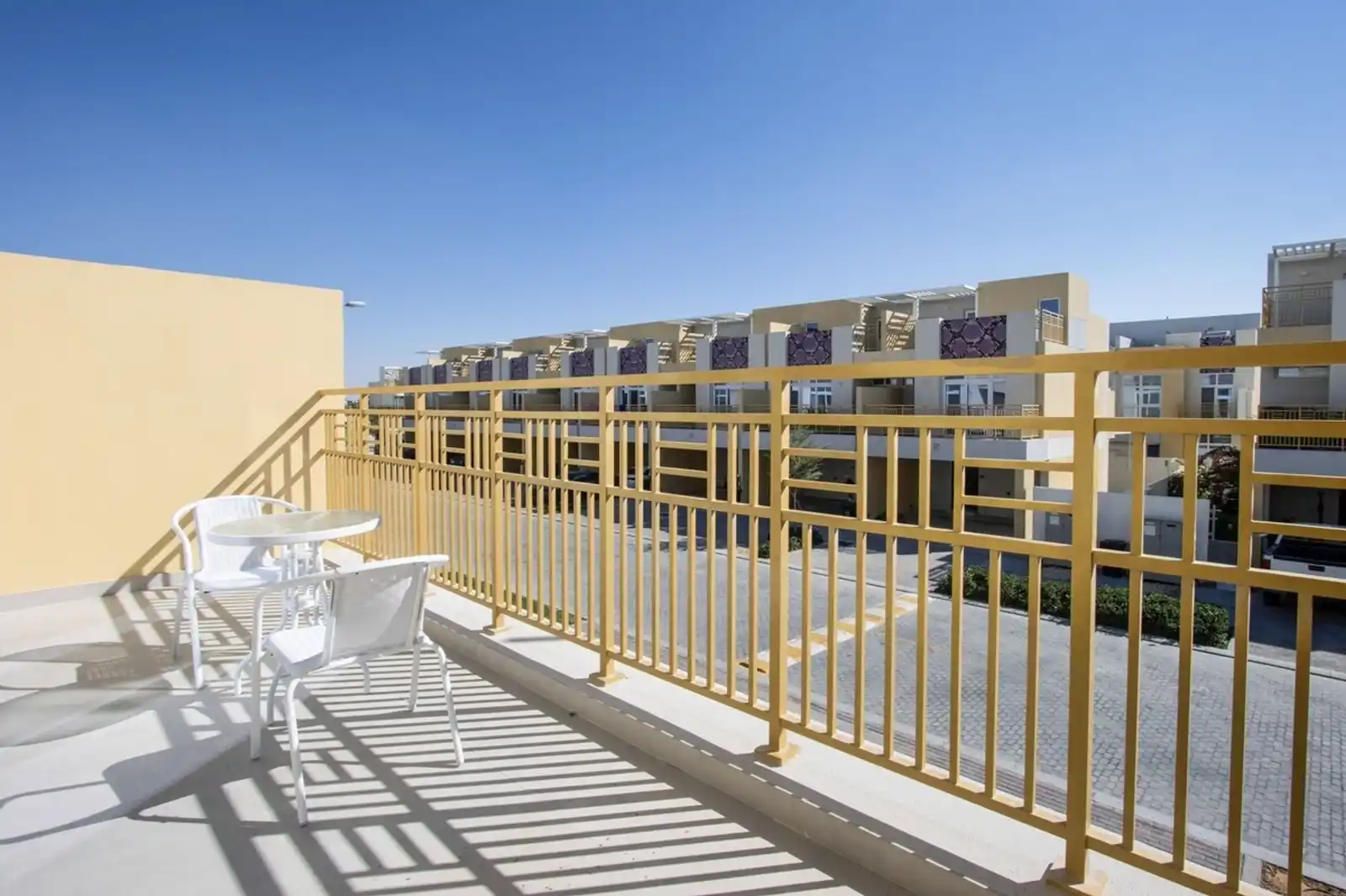 3BR Townhouse Rooftop Terrace Just Cavalli, Dubai