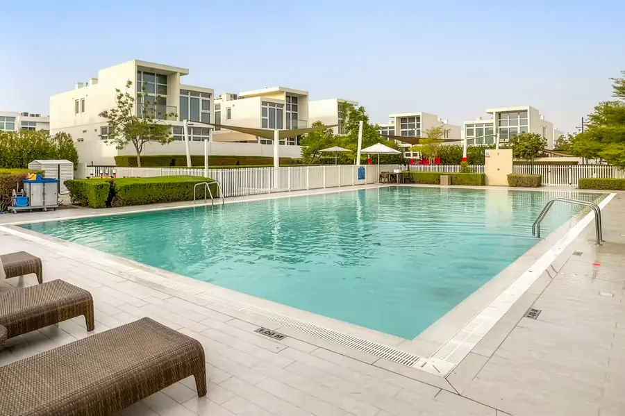 3BR Townhouse Rooftop Terrace Just Cavalli, Dubai